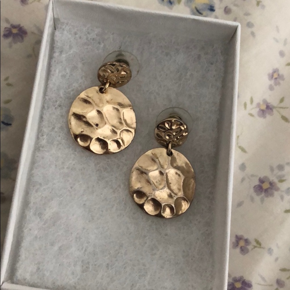 Earings